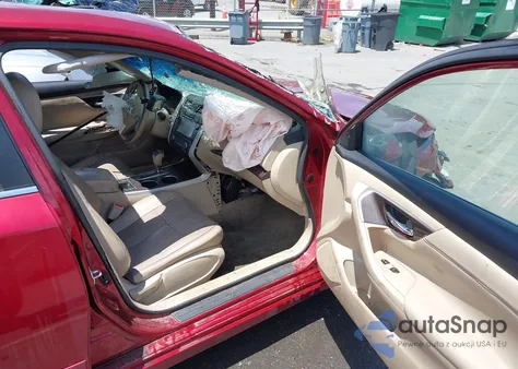 2014 Nissan Altima 2.5/S/Sv/Sl z USA, uszkodzony, nr VIN 1N4AL3AP0EN346834